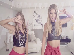 פרסומות לדיגיטל - לרגל השקת סדרת שפתונים חדשה של אסתי לאודר